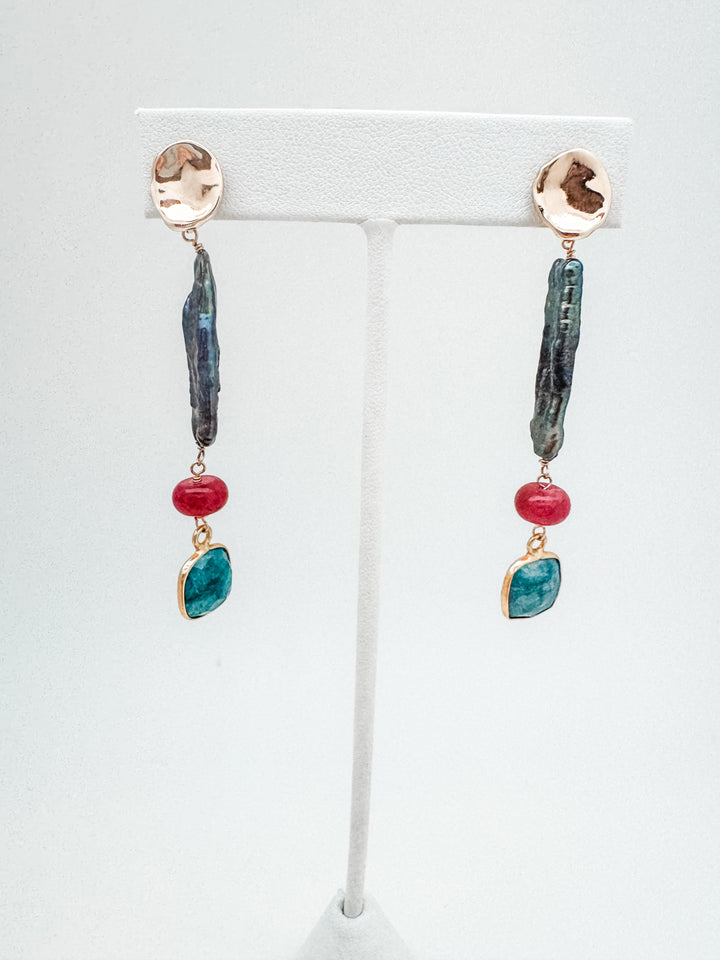 Emerald and Pearl Dangle Earrings